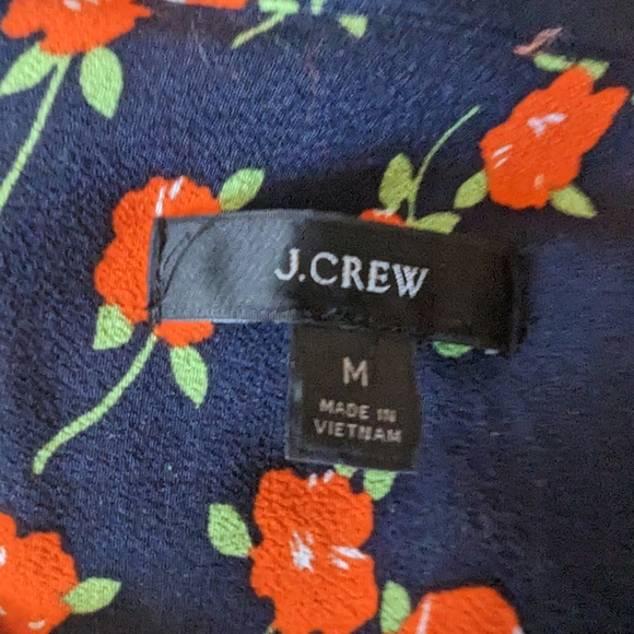 💕 3/$15 J Crew Blouse Floral Collarless Button Up - Picture 6 of 7